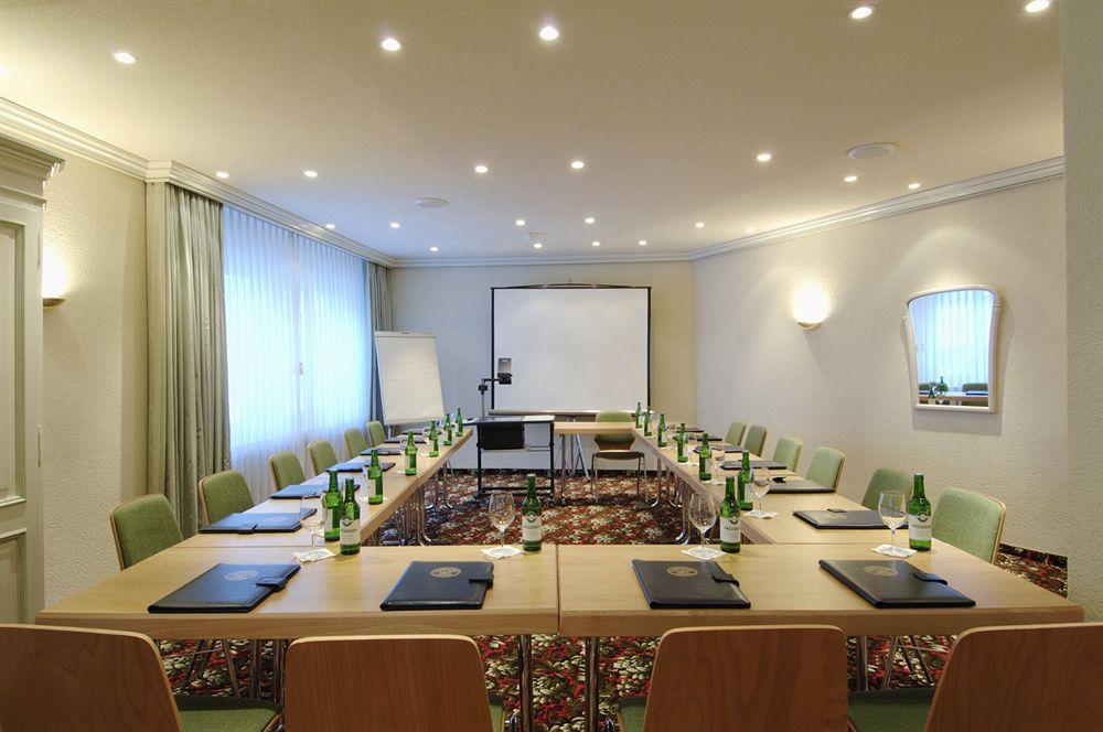 Posthotel Holiday Villa Αρόζα Επιχειρήσεις φωτογραφία