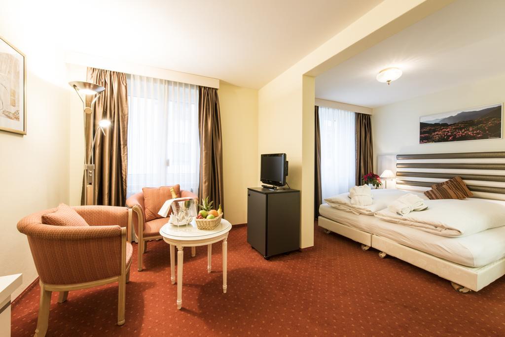 Posthotel Holiday Villa Αρόζα Εξωτερικό φωτογραφία