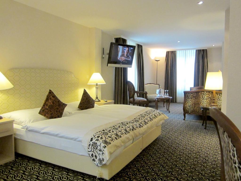 Posthotel Holiday Villa Αρόζα Δωμάτιο φωτογραφία